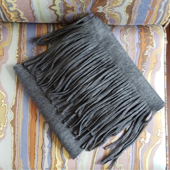 Lucky Brand Charcoal Gray Large Winter Scarf with Fringe - Picture 2 of 4
